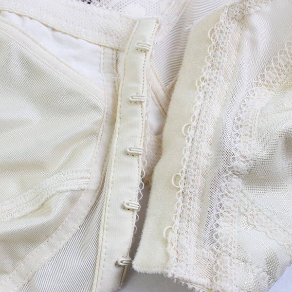 Playtex Cream-Colored Unlined Wireless Bra Women's Size 38D