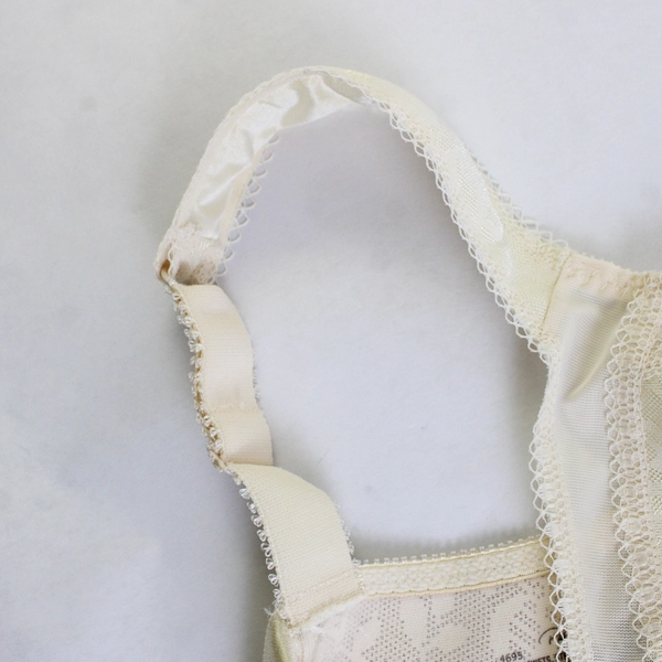 Playtex Cream-Colored Unlined Wireless Bra Women's Size 38D