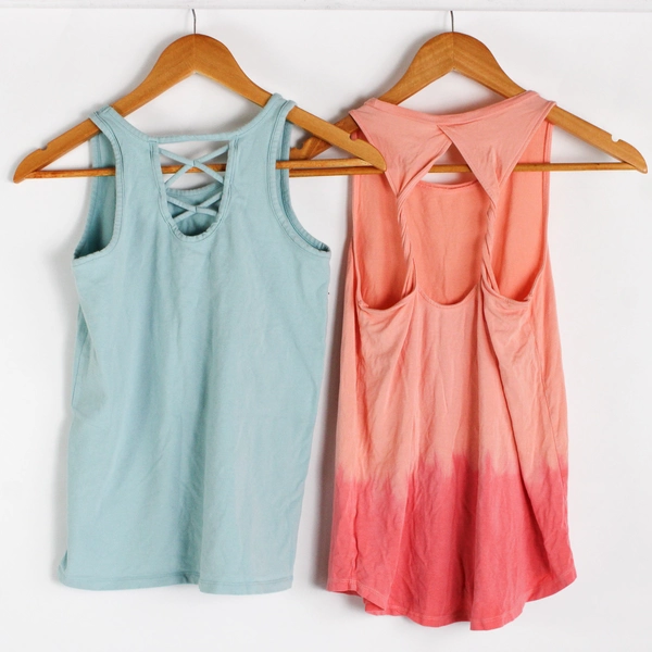 Old Navy Lot of 2 Girl's Athletic Tank Tops Size XL (16)  Fitted & Luxie