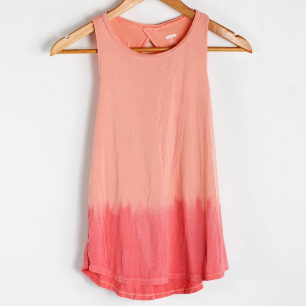 Old Navy Lot of 2 Girl's Athletic Tank Tops Size XL (16)  Fitted & Luxie