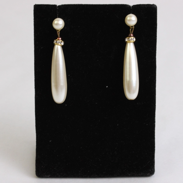 Unmarked White Faux Pearl Drop Earrings Gold-Tone Metal