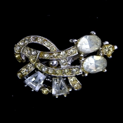 Silver-Tone Yellow and Colorless Stones Brooch 1"