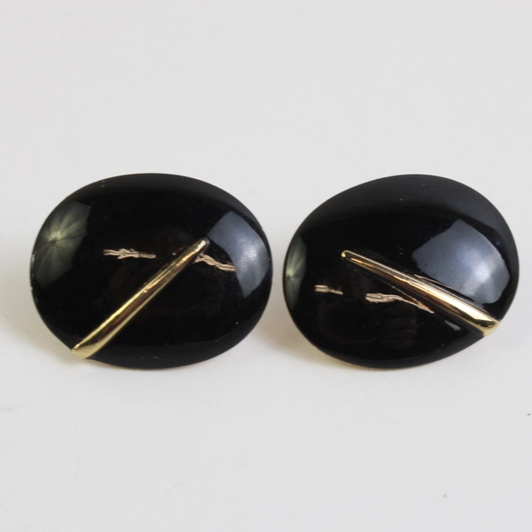 Unmarked Black and Gold-Tone Stud and Dangle Clip-On Earrings