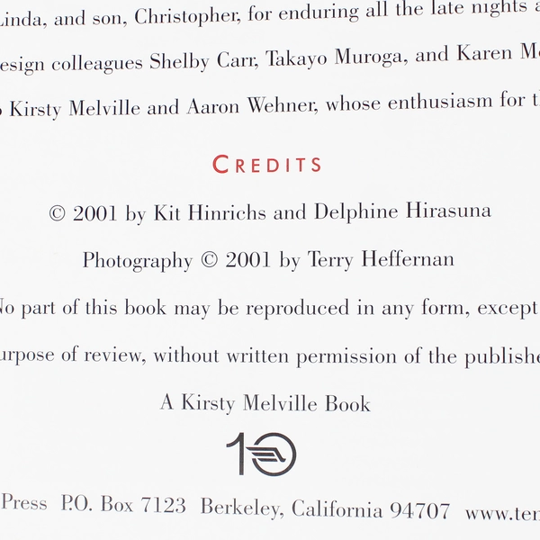 Long May She Wave: A Graphic History of the American Flag 2001 Hardcover