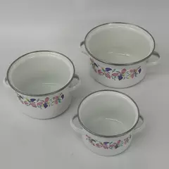 Set Of 3 Enamelware Sauce Pans With A Floral Pattern