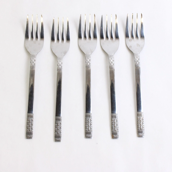 Lot Of 5 Unbranded Stainless Steel Japan Flatware Woven/Basketweave Salad Forks