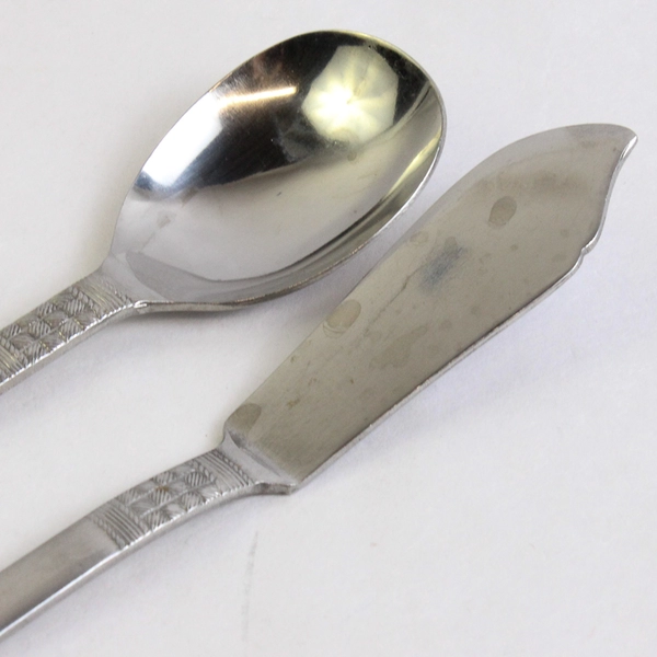 Lot Of 6 Unbranded Japan Flatware Basketweave 3 Butter Knives 3 Sugar Spoons