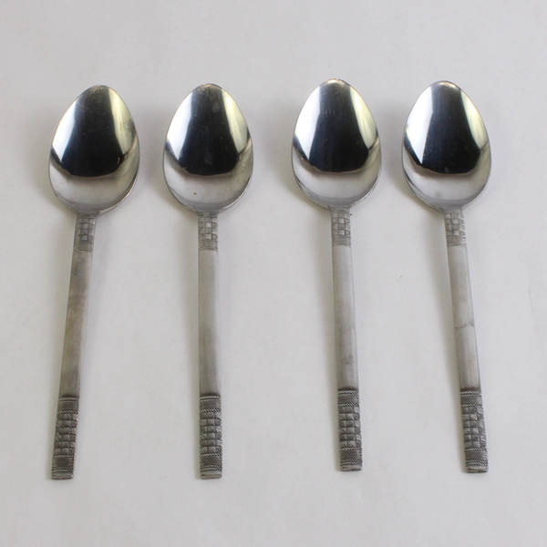 Lot Of 4 Unbranded Stainless Steel Japan Flatware Woven/Basketweave Soup Spoons