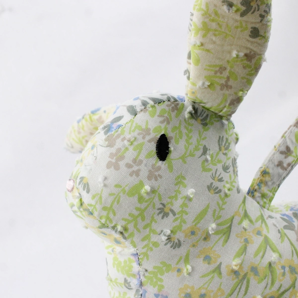 Nicewear Clothing Co. Floral Patterned Bunny Rabbit Pouch Purse