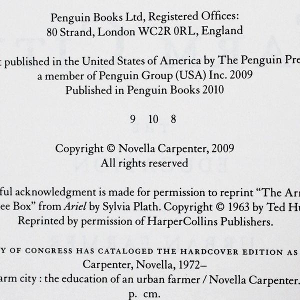 Farm City The Education of an Urban Farmer by Novella Carpenter 2010 Paperback