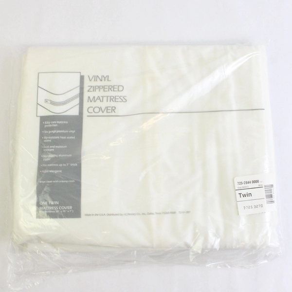 White Vinyl Zippered Mattress Cover Twin Bed Size (39" x 75" x 7") Unopened