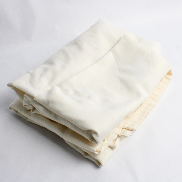 Lot Of 2 Unbranded Matching White Curtain Panels Subtle Leaf Pattern 44" x 71"