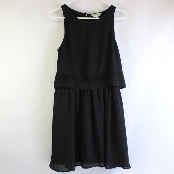 Decree Solid Black Sleeveless Knee-Length Dress Women's Medium