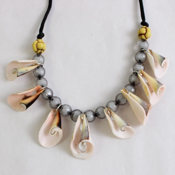 3 Piece Set Beaded Seashell Necklace and Dangle Earrings