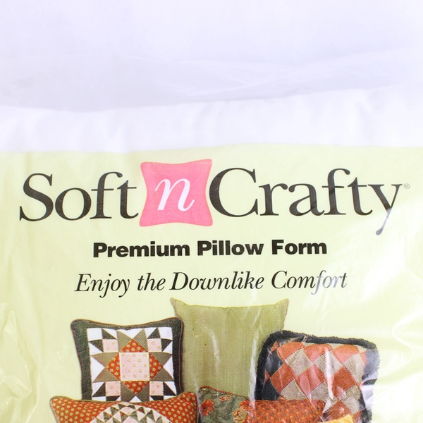 Soft n Crafty Premiere Pillow Form/Insert Square Poly-fil 14"x14" 