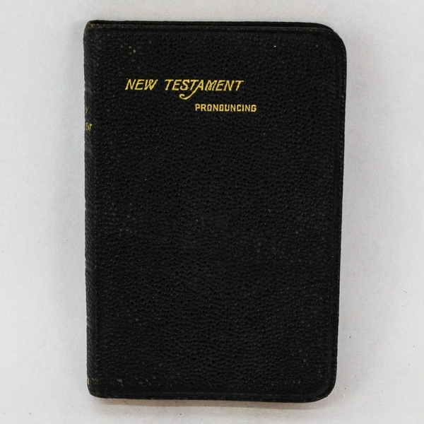 1919 New Testament Vest Pocket Pronouncing Bible