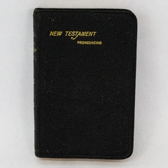 1919 New Testament Vest Pocket Pronouncing Bible