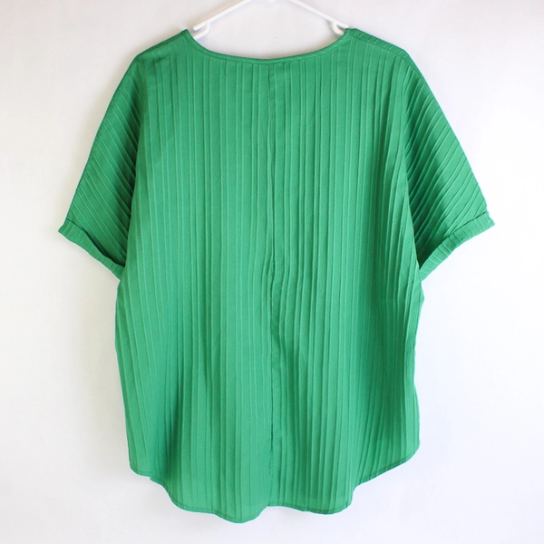 Green Short-Sleeved Ribbed Top Silver-Tone Zipper Accent Women's Size 2XL