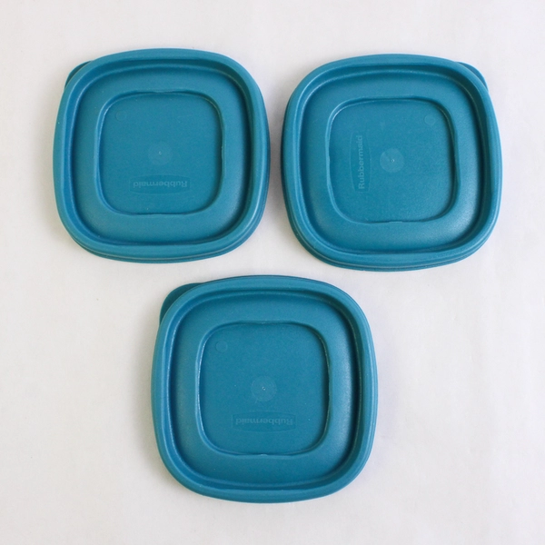 Lot of 3 Rubbermaid Easy Find Blue Replacement Food Container Lids 7J58 4.5"