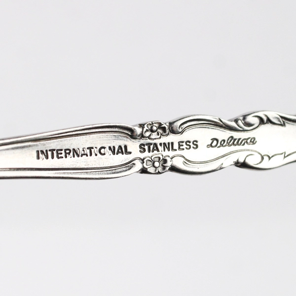 Lot of 2 International Silver Gigi Serving Spoon & Serving Fork Glossy Finish