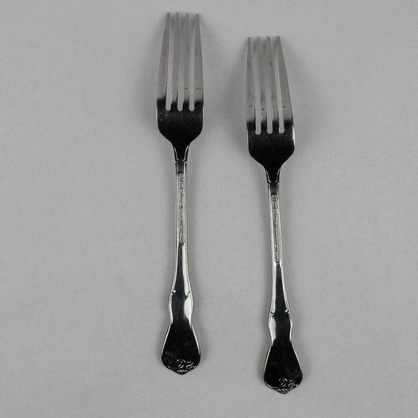 Lot of 7 Lattice Rose Reed & Barton Stainless Steel Sweets Set Glossy Finish 