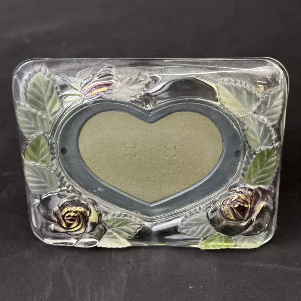 Home Beautiful Crystal Heart Shaped Photo Frame With Easel Embossed Roses