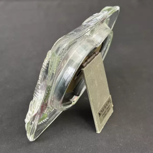 Home Beautiful Crystal Heart Shaped Photo Frame With Easel Embossed Roses