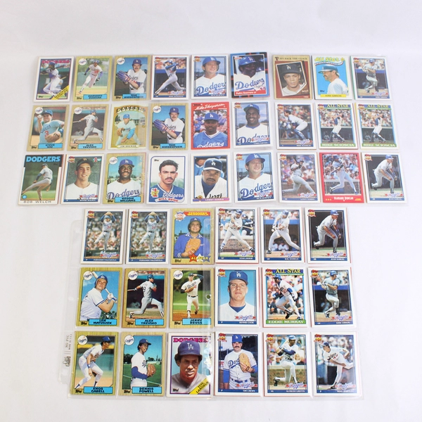 Lot of 78 Topps LA Dodgers Baseball Cards in 5 Plastic Sleeves