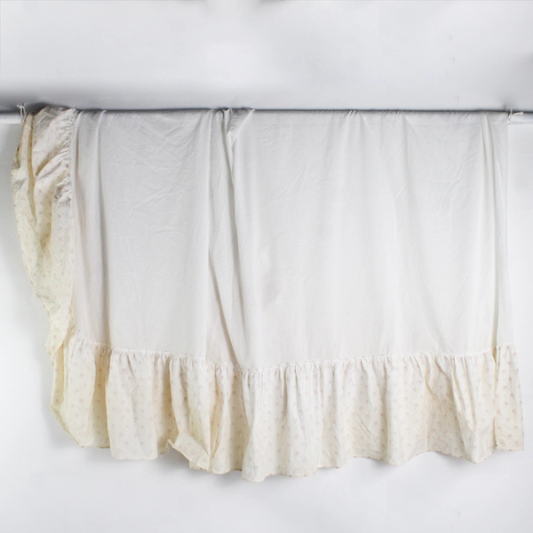 Allyson Kent Double/Full Size Bed Skirt Pink Flowers On Cream/Off White