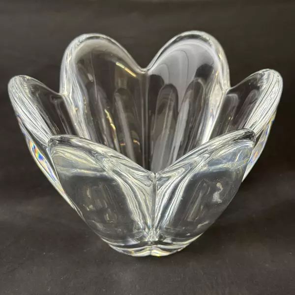 6 Petal Heavy Crystal Lotus Bowl 6 Inch