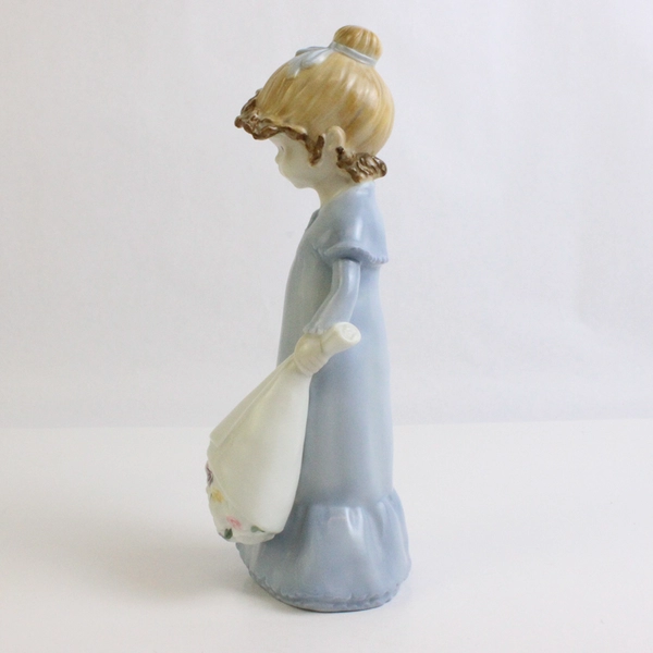 1988 Enesco Kinka Figurine You are Special To Me 117773