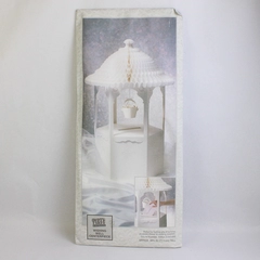 Vintage Hallmark Party Express All White Wishing Well Paper Centerpiece 30.25”