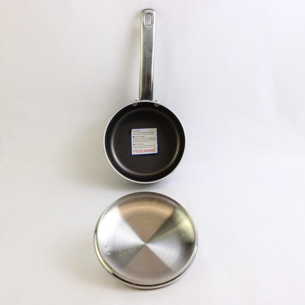 Farberware Cook 'N Ease Inside Outside Nonstick Aluminum 1Qt Pot With Lid