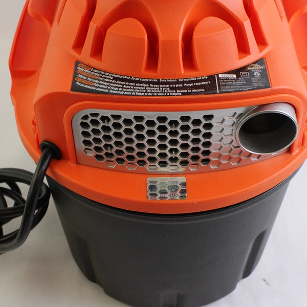 Armor All AA255 2 Peak HP Wet/Dry Utility Shop Vacuum Orange 2.5 Gallon