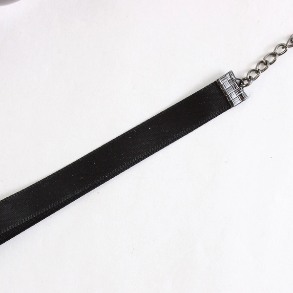 MacMode Clear Chunky Beaded Necklace Black Ribbon 25"