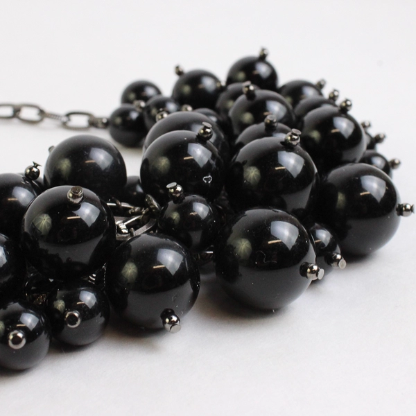 Black Chunky Beaded Statement Necklace 19"