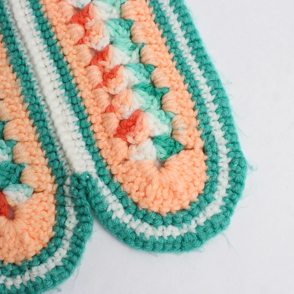 Handmade Crochet Throw Pastel Pink White Green 47" x 60"