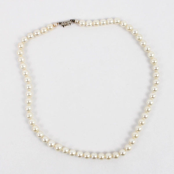 Lot of 2 White Faux Peal Beaded Necklaces 20" and 60"