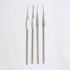 Lot of 4 Vintage Boye Crochet Hooks 12mm and 8mm