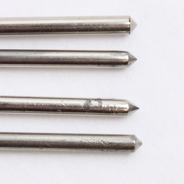 Lot of 4 Steel Crochet Hooks Sizes 8 10 11 13