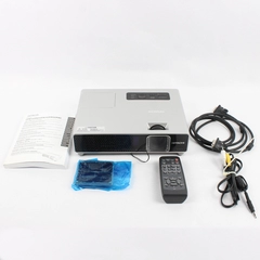 Hitachi 2500 ANSI Lumens 3.9 lbs XGA LCD Projector (CPX5) W/ Remote & Case