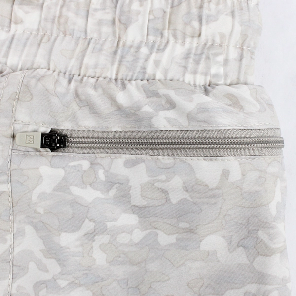 Avalanche Outdoor Supply Co. Beige Camo Activewear Shorts Women's Large