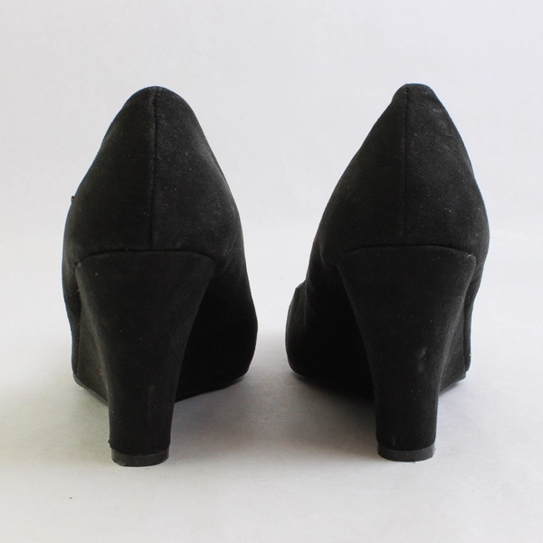 Fergalicious By Fergie Solid Black Wedge High Heel Round Toe Size 6.5