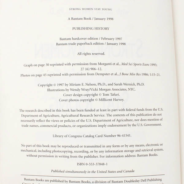 Strong Women Stay Young by Miriam E Nelson with Sarah Wernick 1998 Paperback