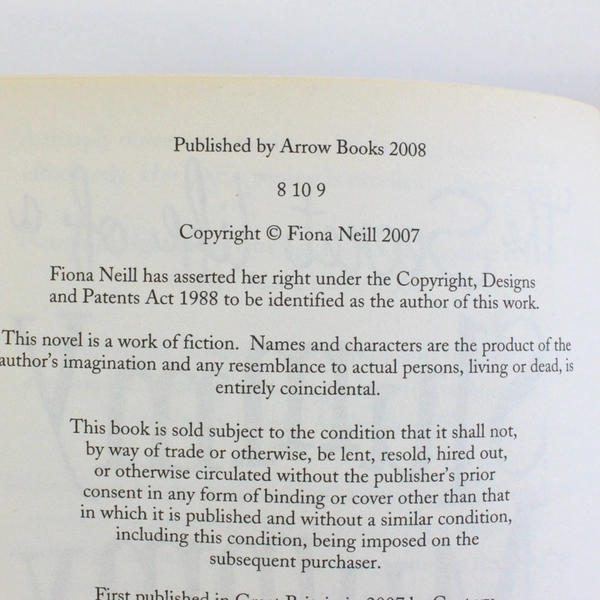 The Secret Life of a Slummy Mummy by Fiona Neill 2008 Novel Paperback