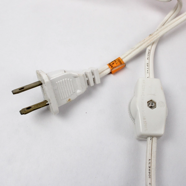 Vintage Unbranded Ceramic Carved Pumpkin W/ Ghost Lamp 5.5" Tall