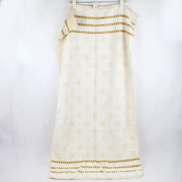 Set Of 2 Santens Beige Snowflake Towels 1 Bath & 1 Hand Towel 100% Cotton