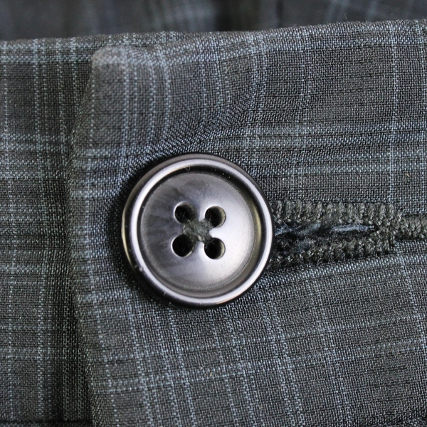 Kirkland Signature Men's Moisture Wicking Pleated Golf Plaid Shorts Navy[ 34]