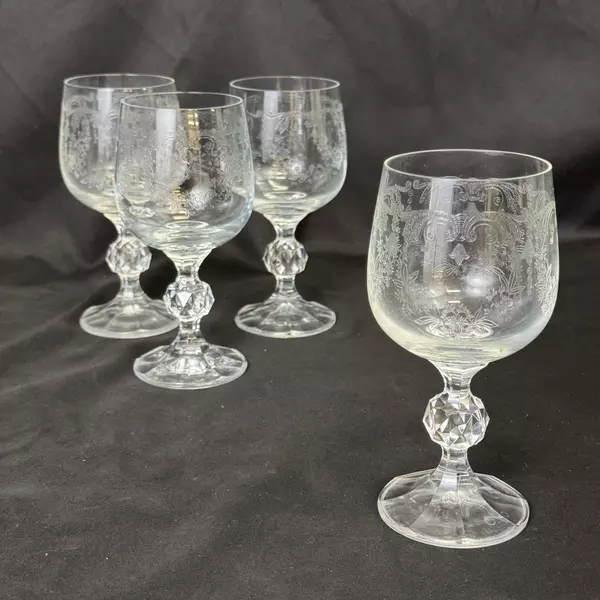 Set of 4 Import Assoc Cascade Bohemia Crystal Clear Etched Wine Glasses