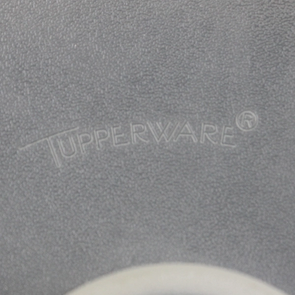 Vintage 2 Piece Tupperware Cake Carrier 1695-2